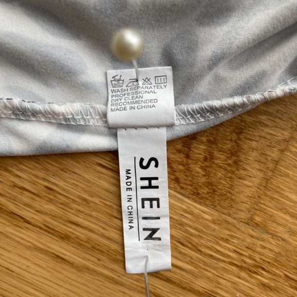 Toddler Girls (3T) Mama’s Bestie/Animal Print Outfit - Picture 8 of 9